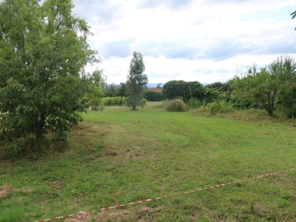 A 20′ au so de lyon , à millery , tb terrain constructible 640m²avec belle vue