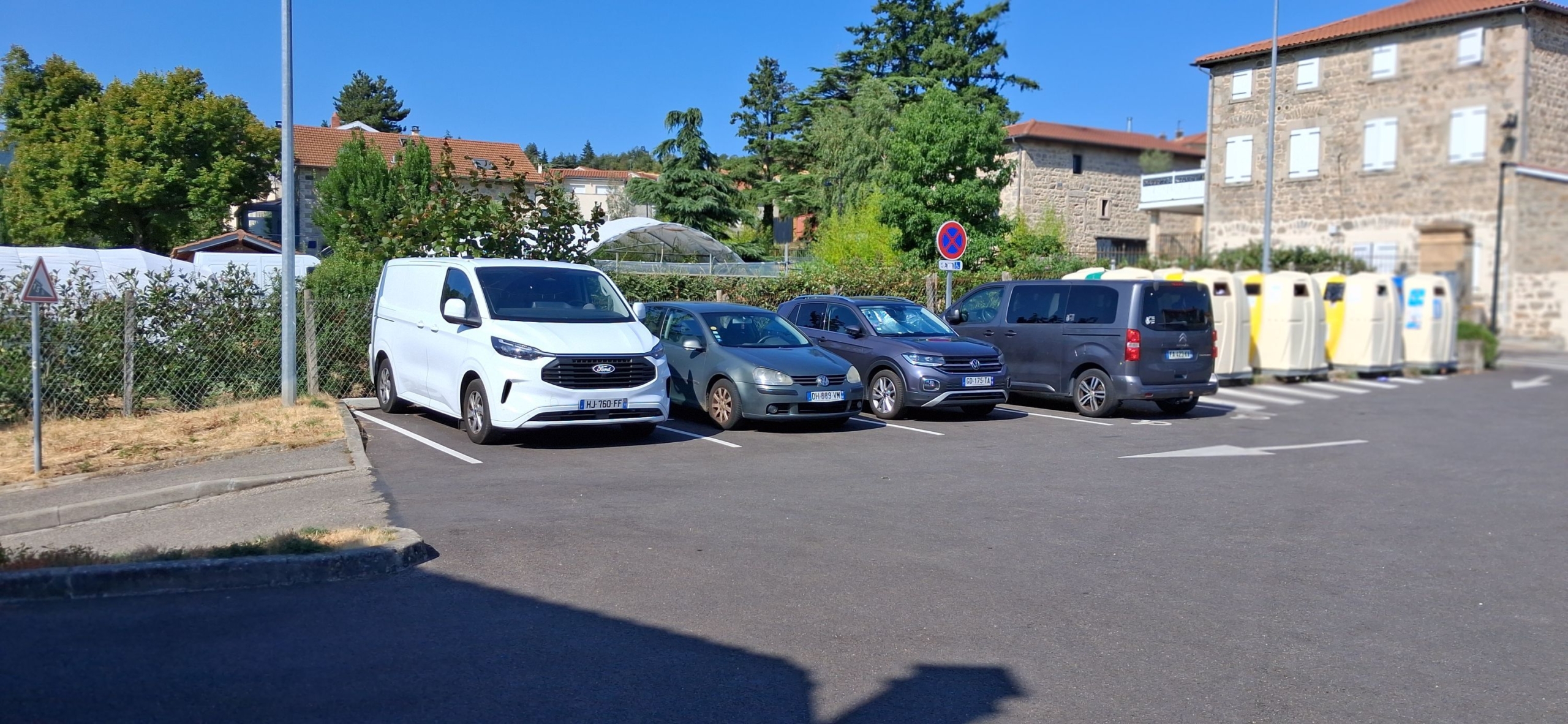 Prox mornant charme et espace pour cette maison de village avec piece atelier attenante