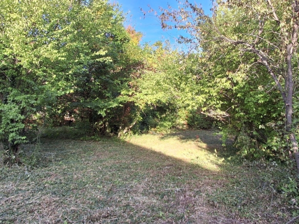 Taluyers a 20′ de lyon, ensemble immobilier a renover et diviser, sur 1000m² de terrain